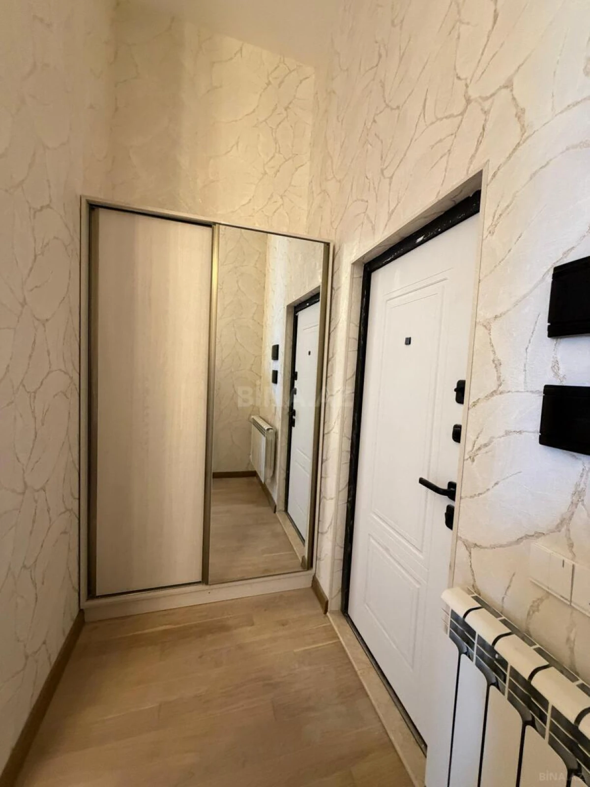 Satılır 2 otaqlı mənzil 53 m²