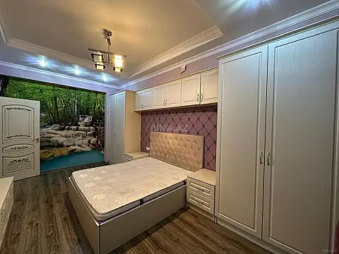 Kirayə verilir 2 otaqlı mənzil 100 m²