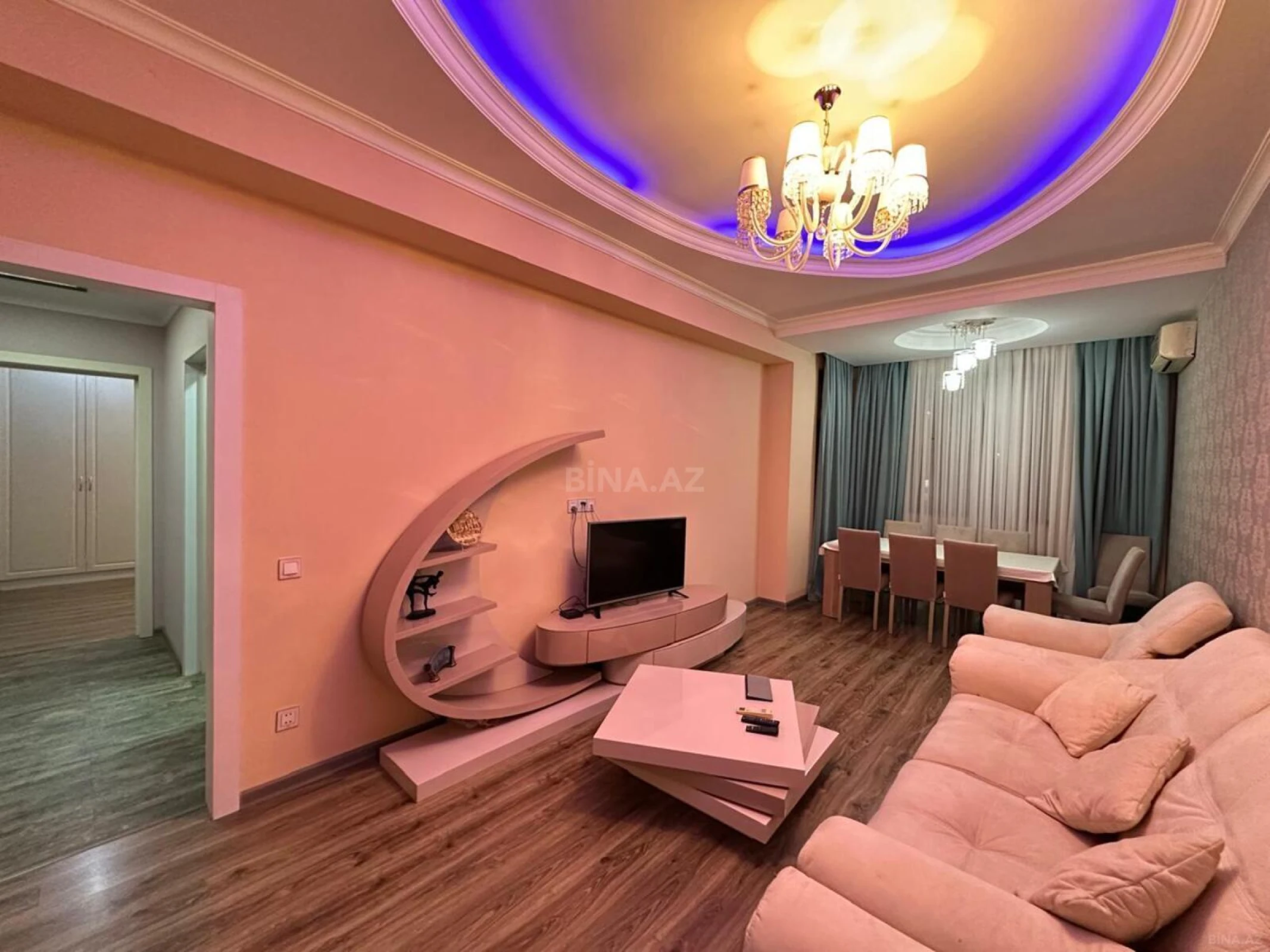 Kirayə verilir 2 otaqlı mənzil 100 m²