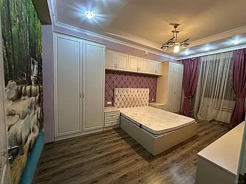 Kirayə verilir 2 otaqlı mənzil 100 m²