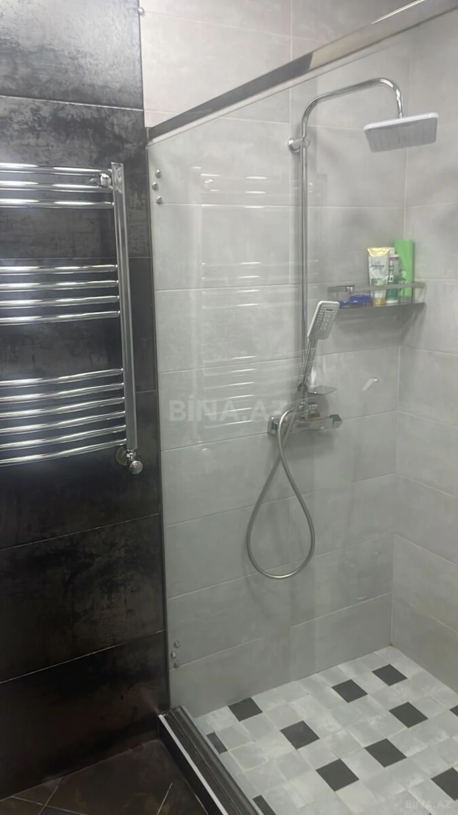 Satılır 4 otaqlı mənzil 167 m²