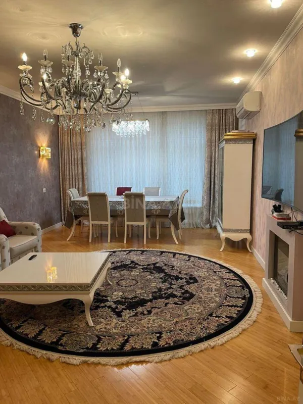 Satılır 4 otaqlı mənzil 167 m²