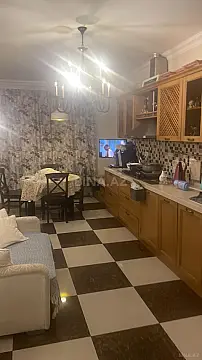 Satılır 4 otaqlı mənzil 167 m²