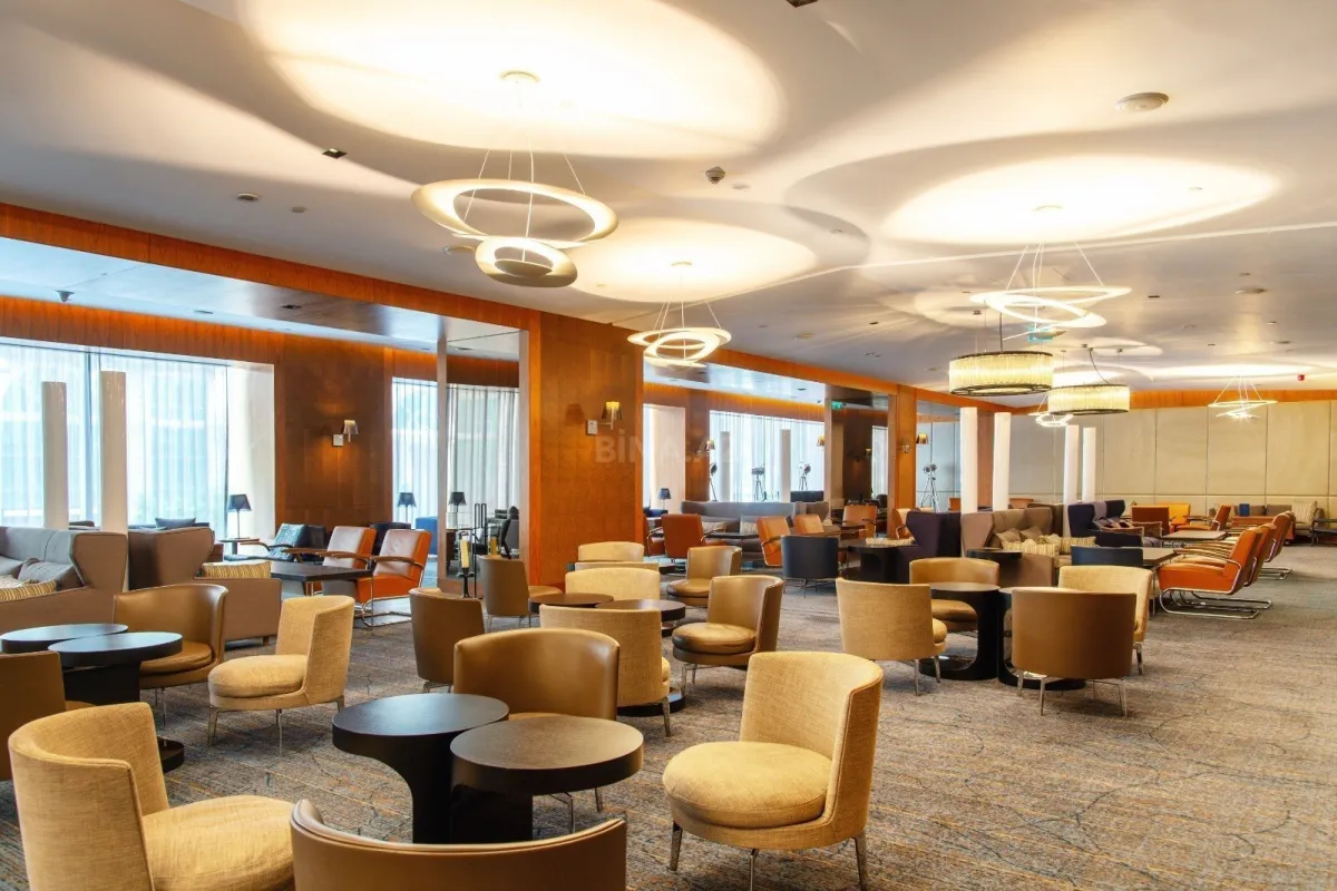 Satılır 3 otaqlı mənzil 175 m²