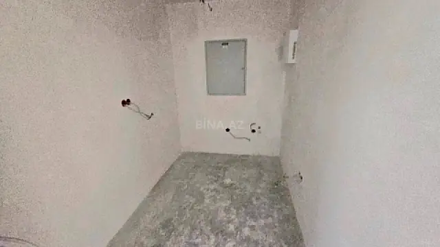 Satılır 3 otaqlı mənzil 175 m²