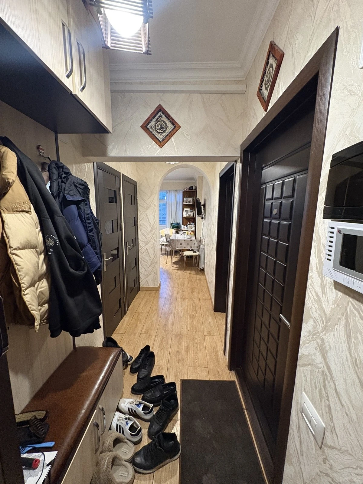 Satılır 2 otaqlı mənzil 65 m²