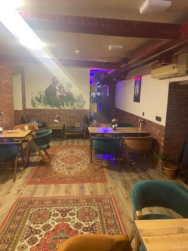 Kirayə verilir obyekt 80 m²