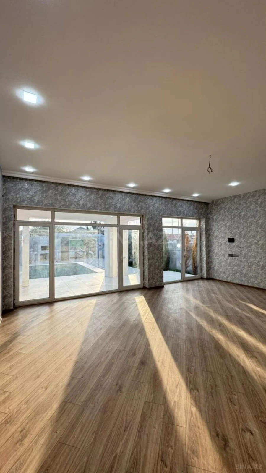 Satılır 4 otaqlı həyət evi 120 m²