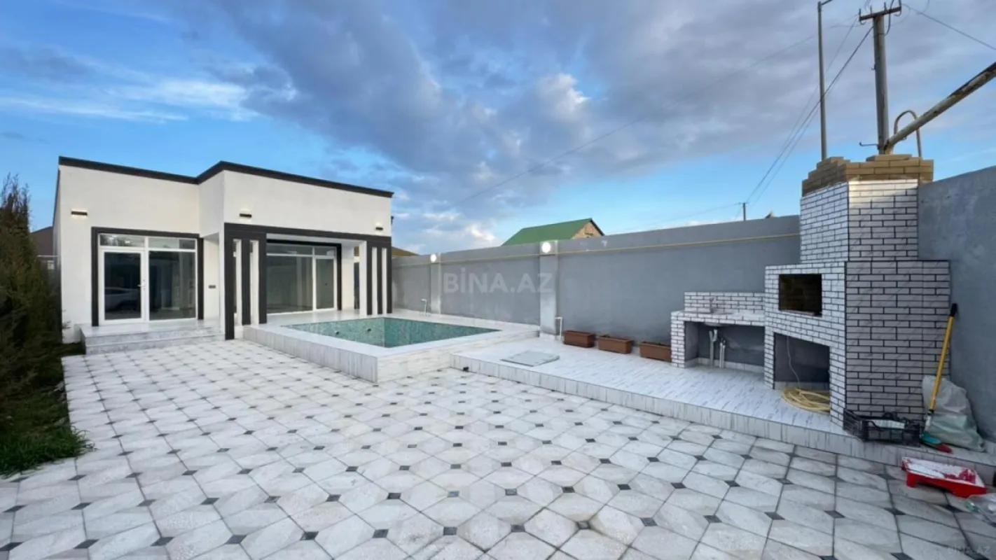 Satılır 4 otaqlı həyət evi 120 m²