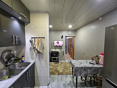 Satılır 2 otaqlı mənzil 60 m²