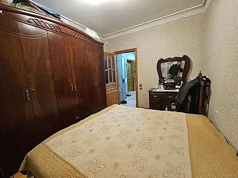 Satılır 2 otaqlı mənzil 60 m²