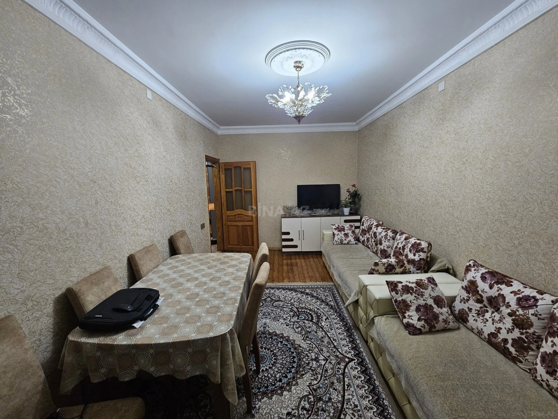 Satılır 2 otaqlı mənzil 60 m²