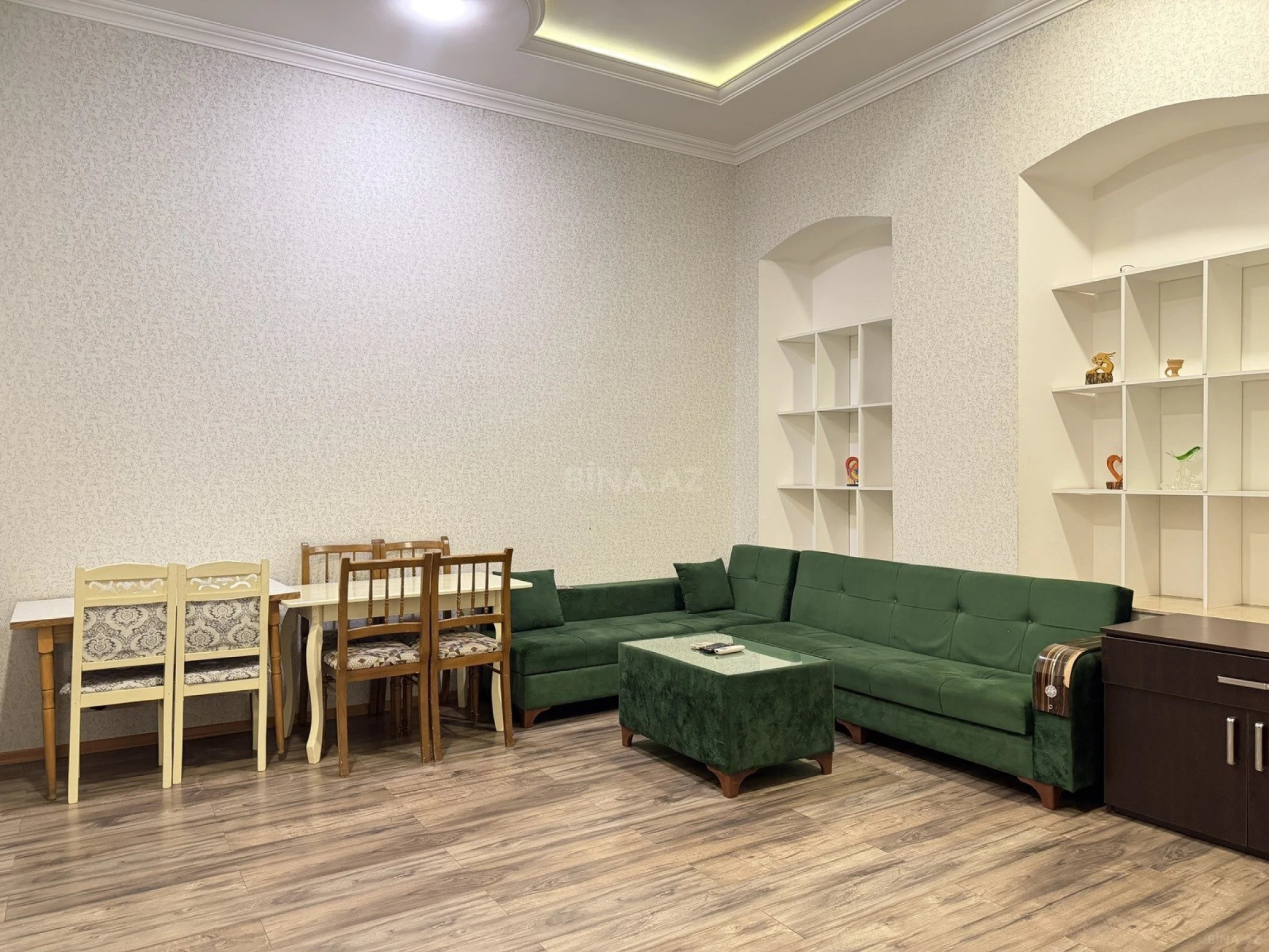 Satılır 3 otaqlı mənzil 110 m²