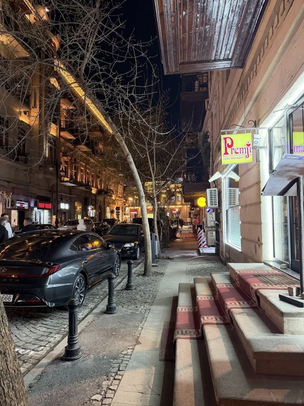 Satılır 3 otaqlı mənzil 110 m²