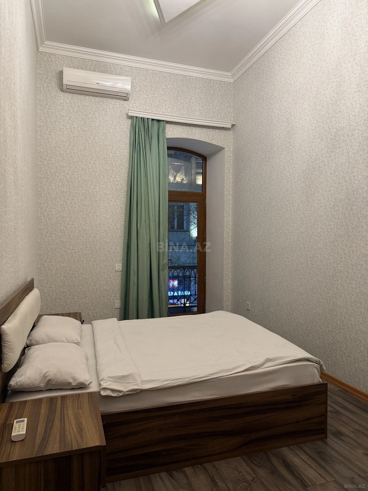 Satılır 3 otaqlı mənzil 110 m²