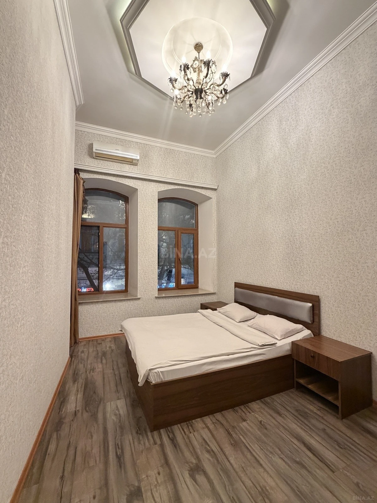 Satılır 3 otaqlı mənzil 110 m²