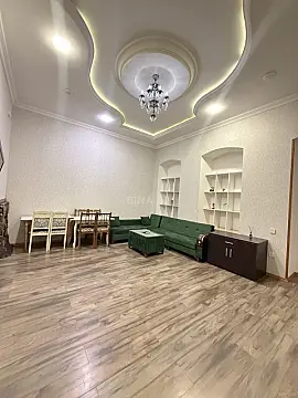 Satılır 3 otaqlı mənzil 110 m²