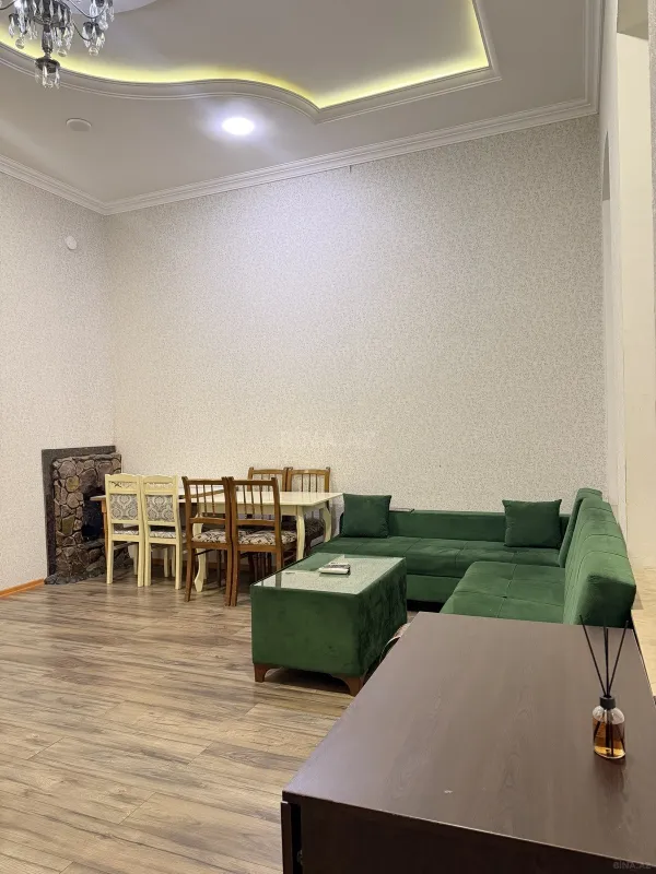 Satılır 3 otaqlı mənzil 110 m²