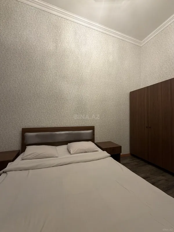 Satılır 3 otaqlı mənzil 110 m²