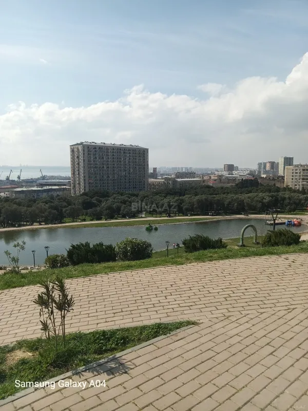 Satılır 2 otaqlı mənzil 55 m²