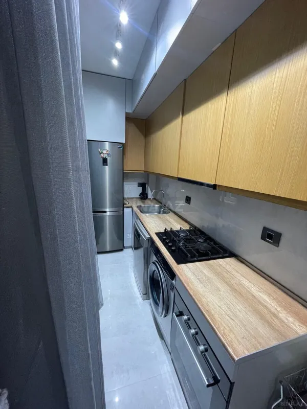 Kirayə verilir 2 otaqlı mənzil 65 m²