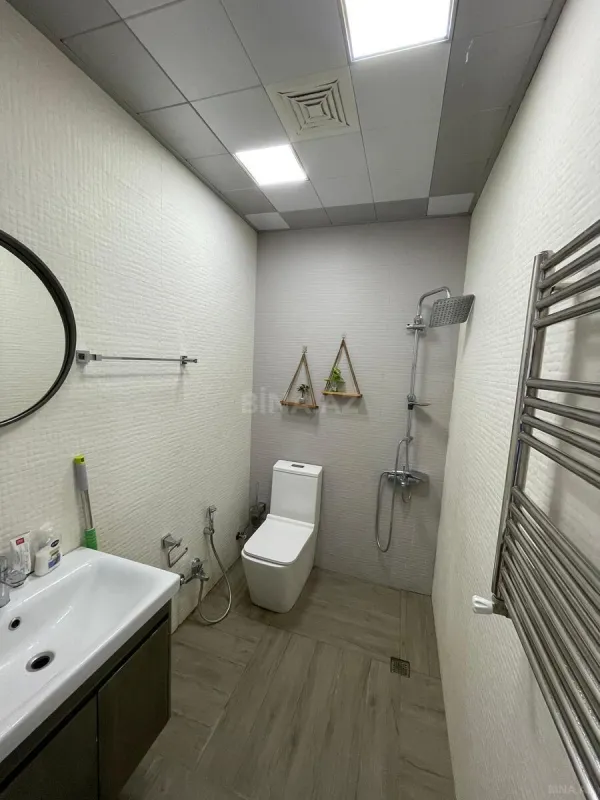 Kirayə verilir 2 otaqlı mənzil 65 m²