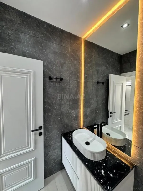 Satılır 6 otaqlı həyət evi 200 m²