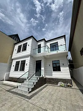 Satılır 6 otaqlı həyət evi 200 m² — Bakı, Bakıxanov 6 otaq 200.00 m²