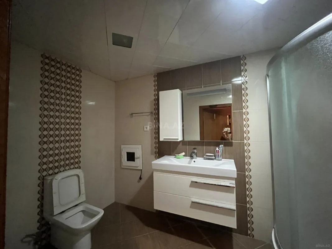 Kirayə verilir 2 otaqlı mənzil 85 m²
