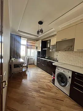 Kirayə verilir 2 otaqlı mənzil 85 m² — Bakı, Həzi Aslanov qəs. 2 otaq 85.00 m²