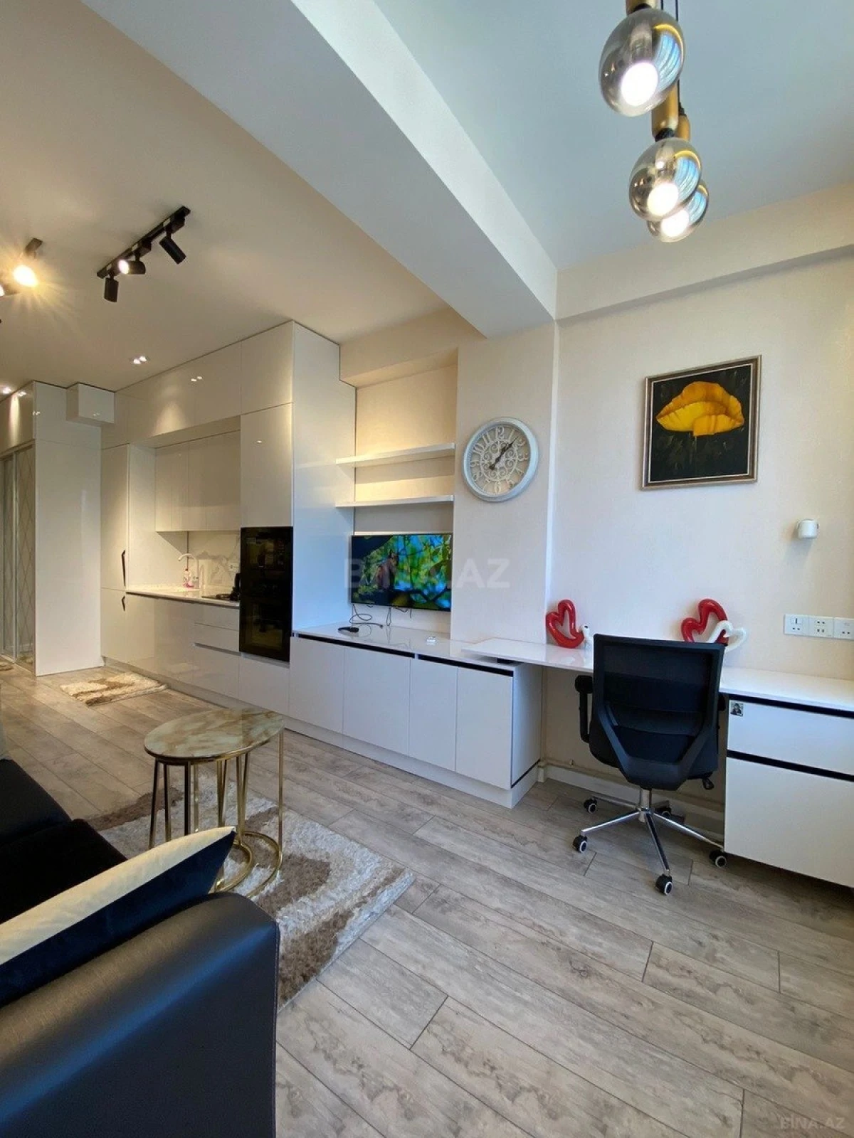 Kirayə verilir 2 otaqlı mənzil 60 m²