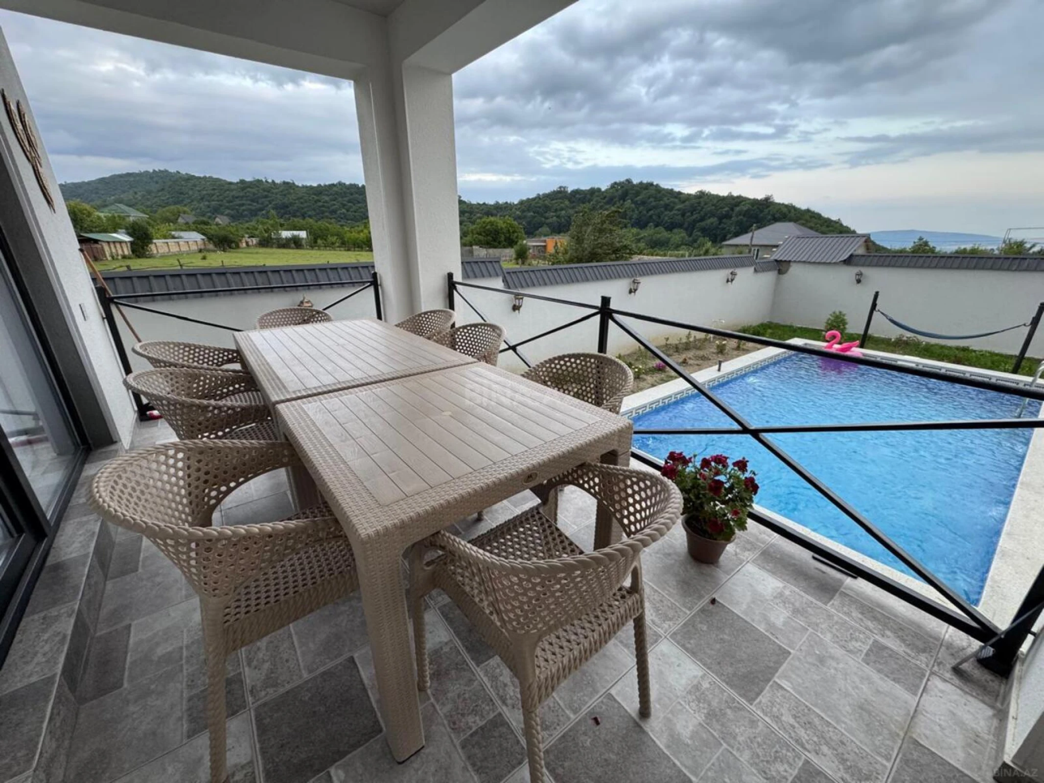 Kirayə verilir 4 otaqlı həyət evi 130 m²