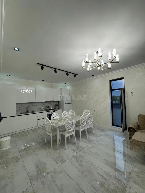 Kirayə verilir 4 otaqlı həyət evi 130 m²
