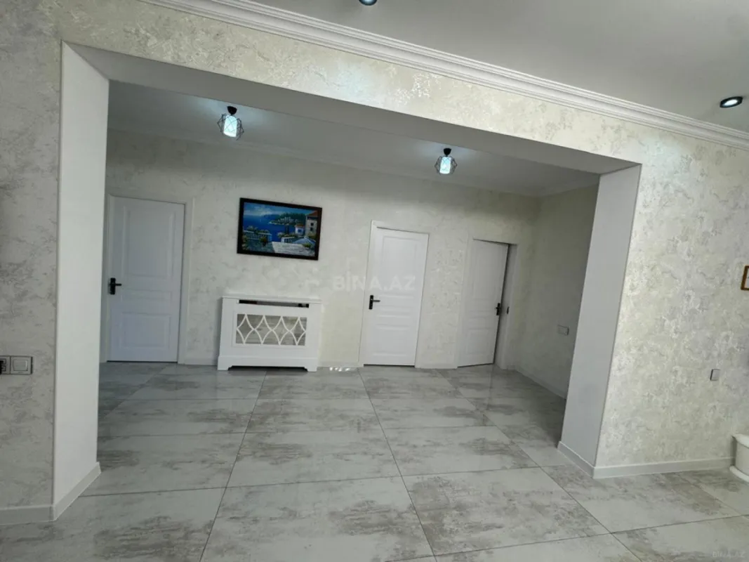 Kirayə verilir 4 otaqlı həyət evi 130 m²