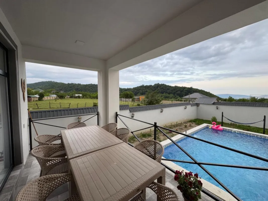 Kirayə verilir 4 otaqlı həyət evi 130 m²