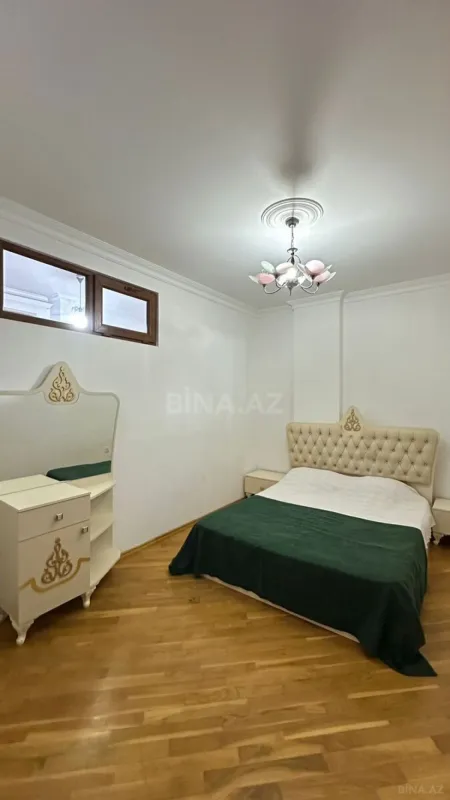 Kirayə verilir 3 otaqlı mənzil 100 m²