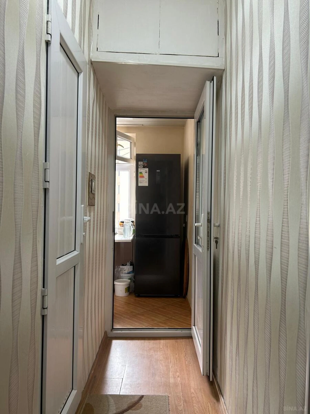 Satılır 2 otaqlı mənzil 41 m²