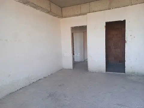 Satılır 5 otaqlı mənzil 178 m²