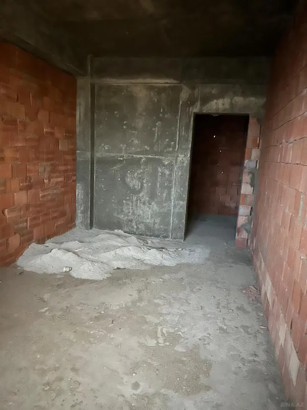 Satılır 2 otaqlı mənzil 70 m²