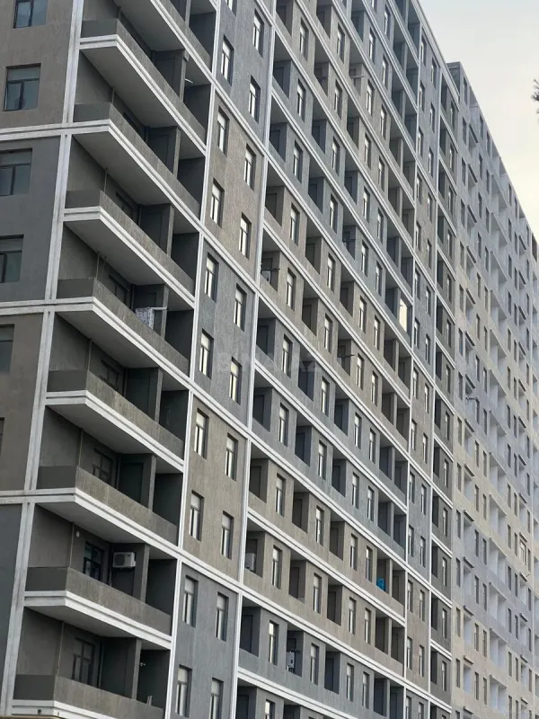 Satılır 2 otaqlı mənzil 70 m²