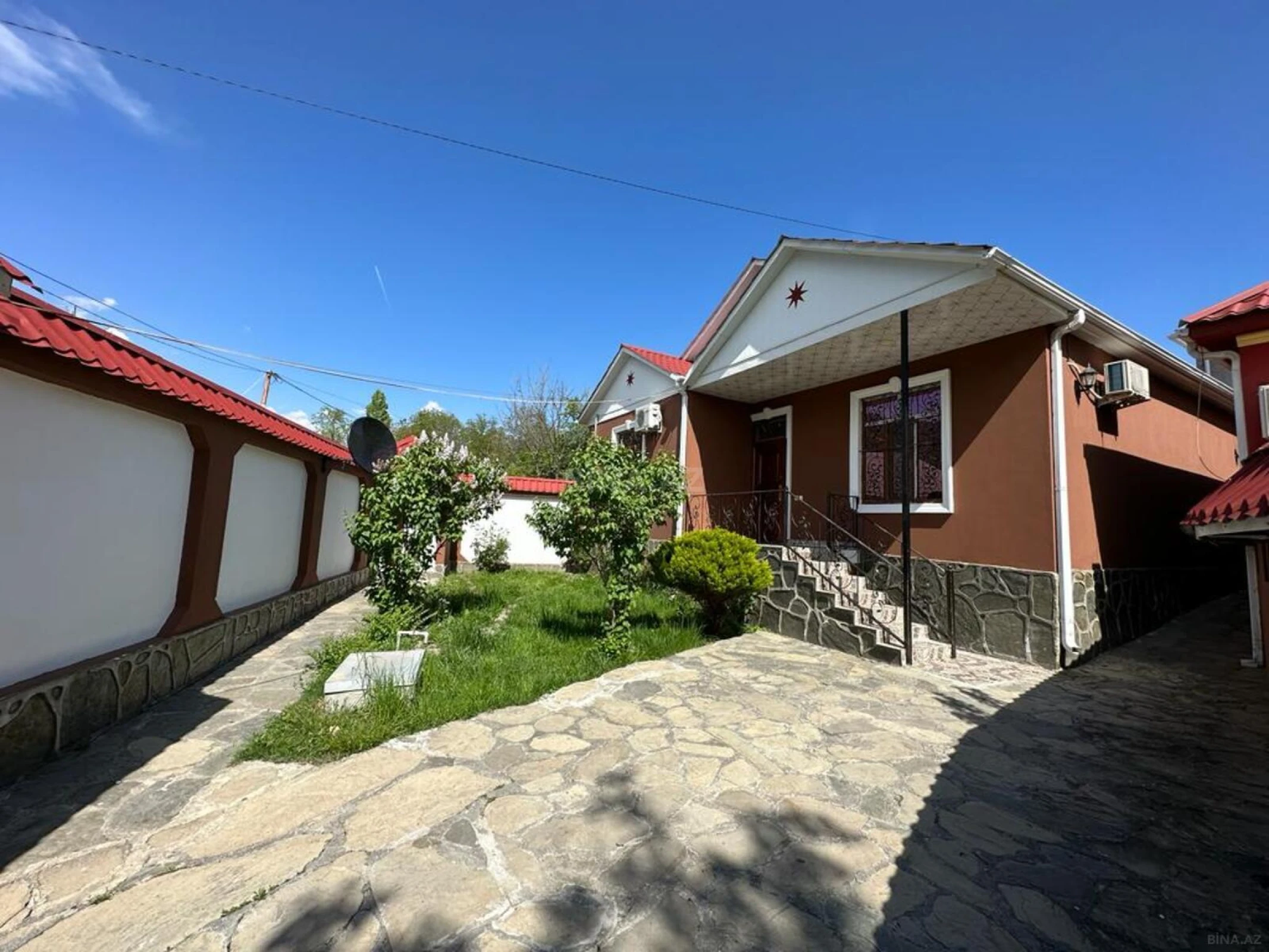 Satılır 3 otaqlı həyət evi 80 m²