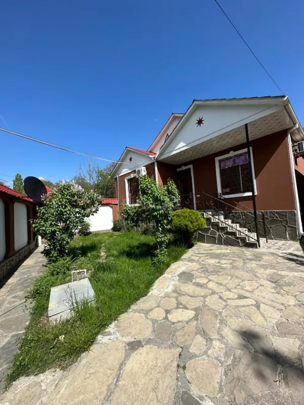 Satılır 3 otaqlı həyət evi 80 m²