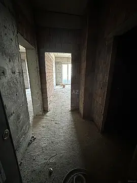 Satılır 2 otaqlı mənzil 91 m²