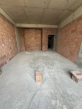 Satılır 2 otaqlı mənzil 91 m²