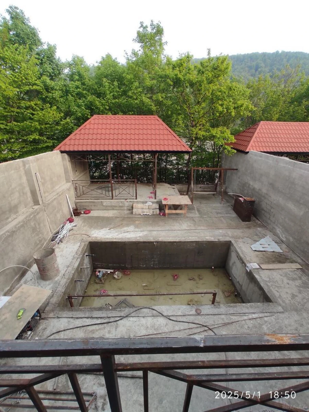 Satılır 4 otaqlı həyət evi 100 m²