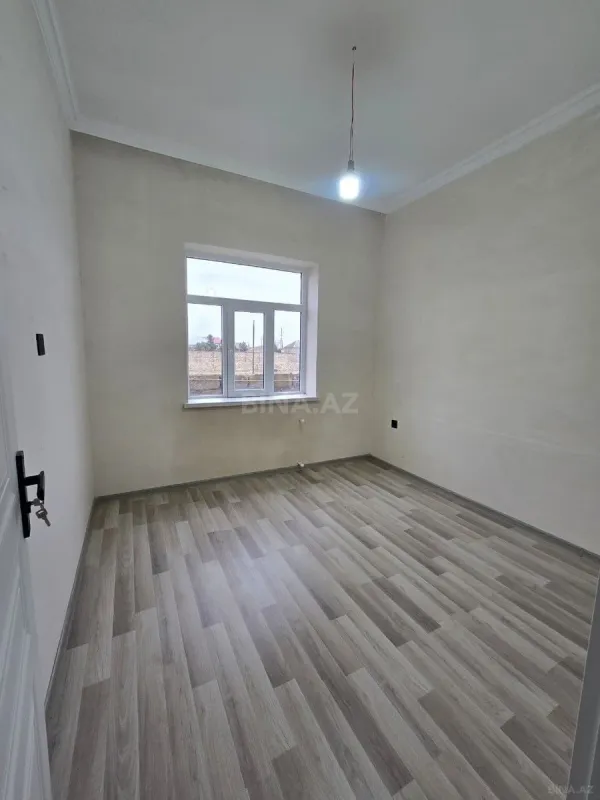 Satılır 3 otaqlı həyət evi 100 m²