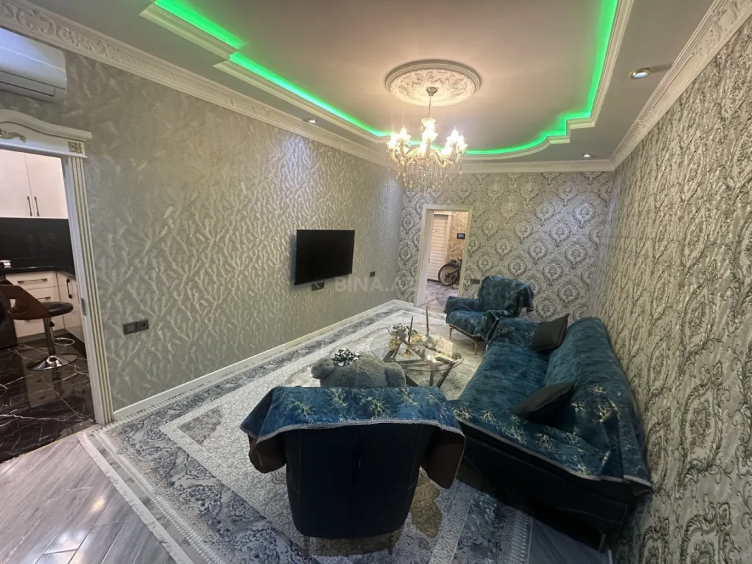 Satılır 2 otaqlı mənzil 74 m²
