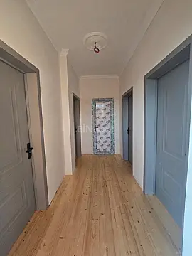 Satılır 3 otaqlı həyət evi 80 m²