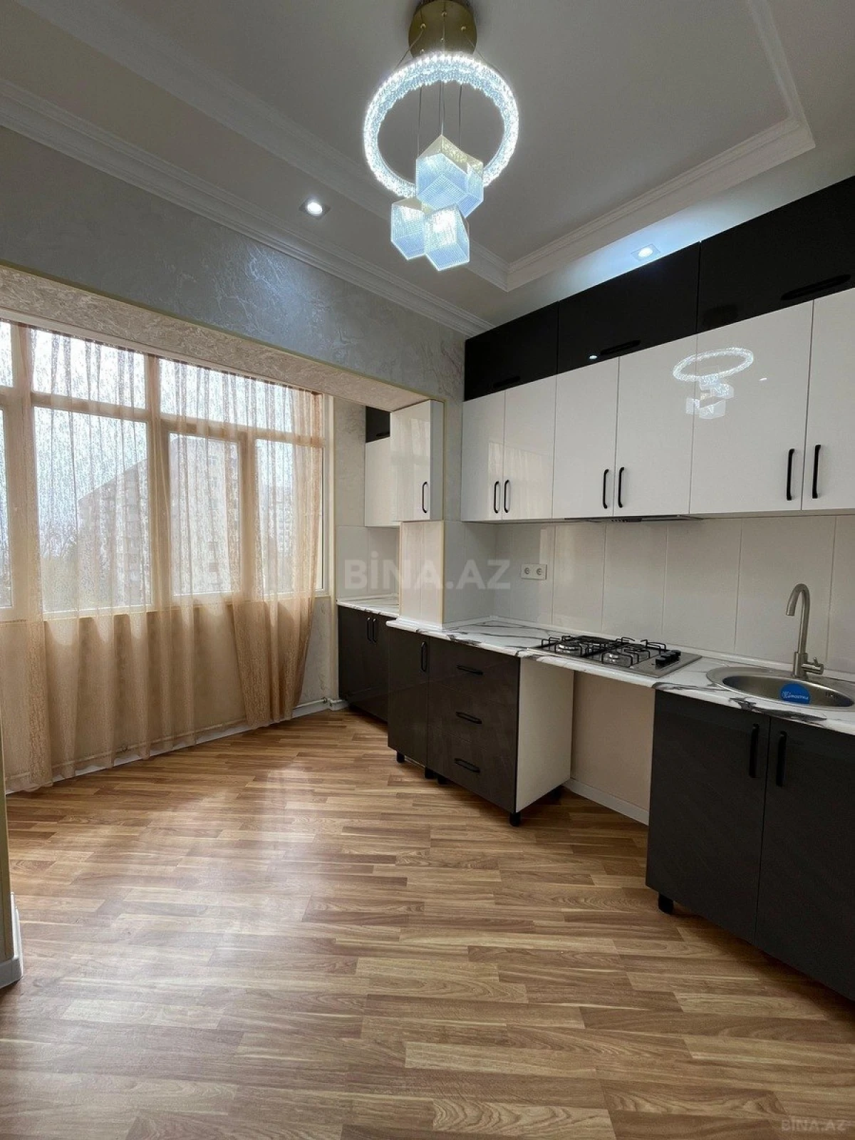 Satılır 1 otaqlı mənzil 41 m²