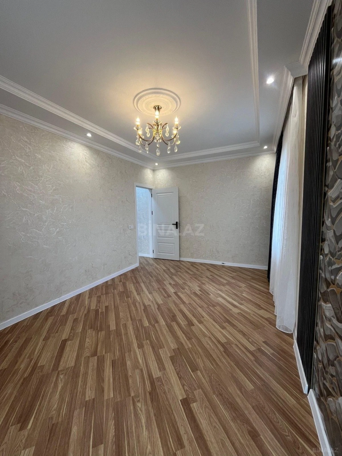 Satılır 1 otaqlı mənzil 41 m²